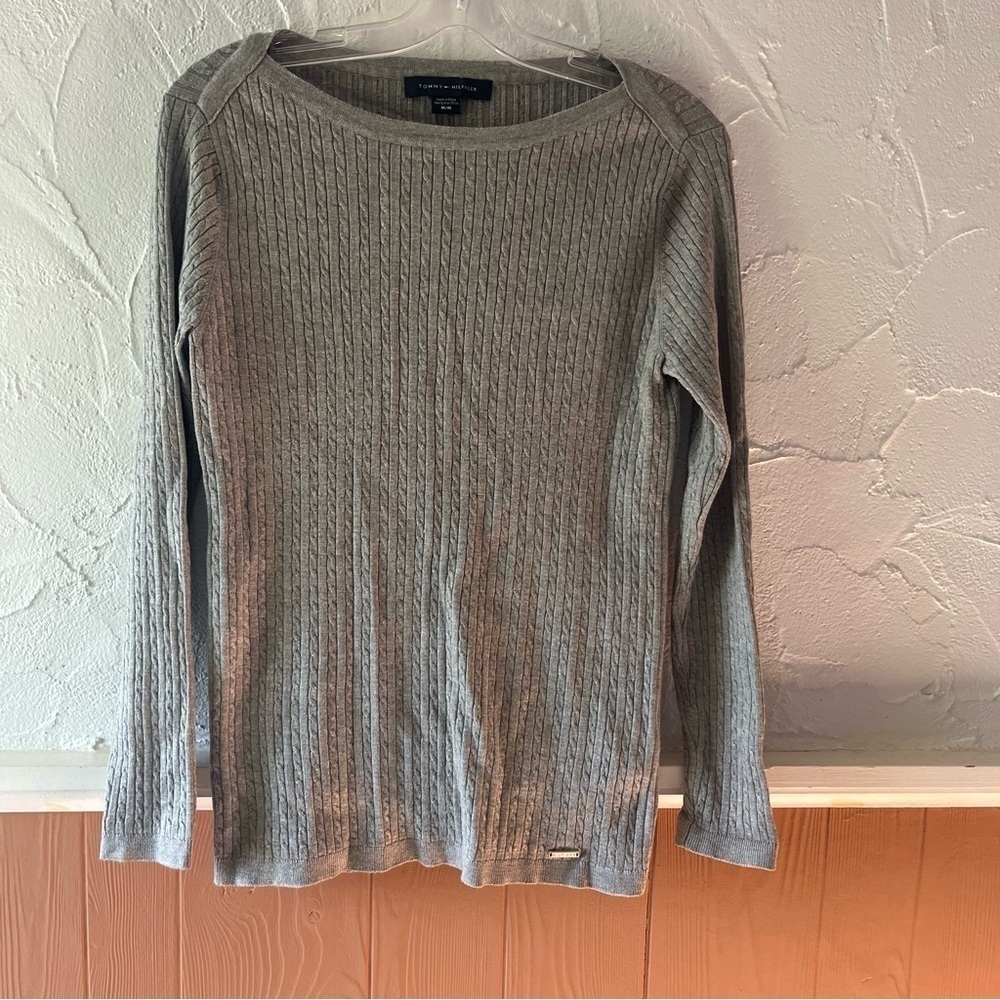 Tommy Hilfiger Ribbed Gray Sweater Size Medium